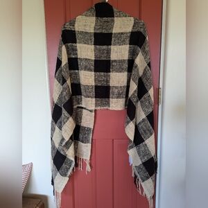 Sahalandy 100% Wild Silk Black and Cream Plaid Shawl / Wrap